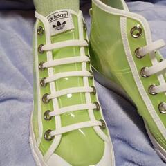 定価12000のadidas　キュートなスニーカーの画像