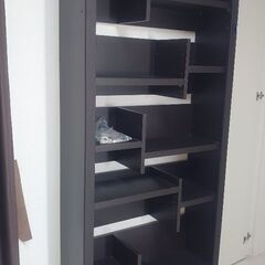 【極めて美品❗高級感❗】本棚 ◑サイズ  横85×奥行30×高さ190の画像