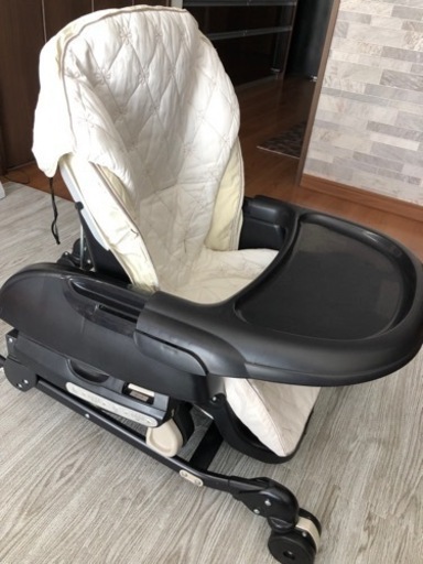 電動ラック　ハイローチェア　スウィングラック　ネムリラ　combi