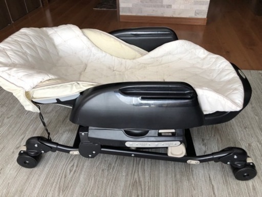 電動ラック　ハイローチェア　スウィングラック　ネムリラ　combi