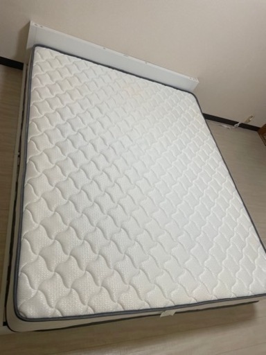 クインベッド　マットレス付き