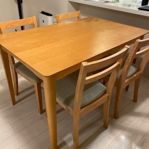 【定価85,000円】ダイニングテーブルセット イス4脚つき