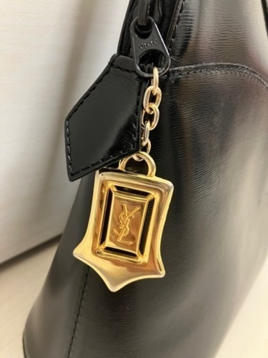 【正規品・美品】イヴ・サンローラン ハンドバッグ ブラック カーフレザー
