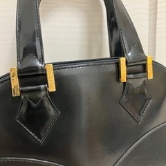 【正規品・美品】イヴ・サンローラン ハンドバッグ ブラック カーフレザーの画像