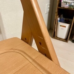 イトーキ 学習椅子の画像