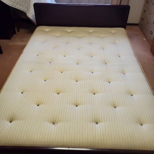 ダブルベッド & マットレス