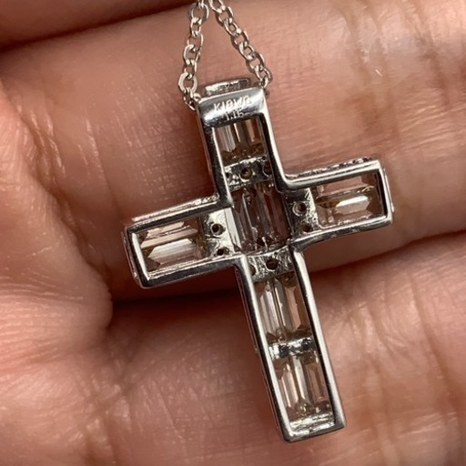 K18WG ダイヤモンドクロス　ネックレス　1.16ct 4.2g 約45cm
