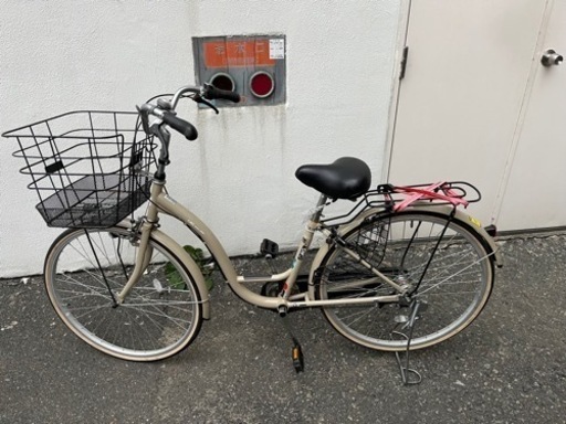 三段変速付き　シティーバイク　自転車　26インチ