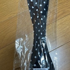お団子ヘアメーカー リボン デフトバンド ヘアアクセ デフトバンド (水玉)の画像