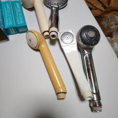 シャワーヘッド　６個　（節水タイプあります。）引取限定。無料。の画像