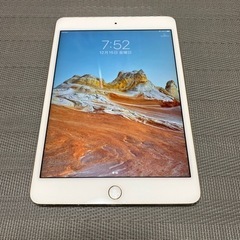 ipad mini4 128GB simフリー　