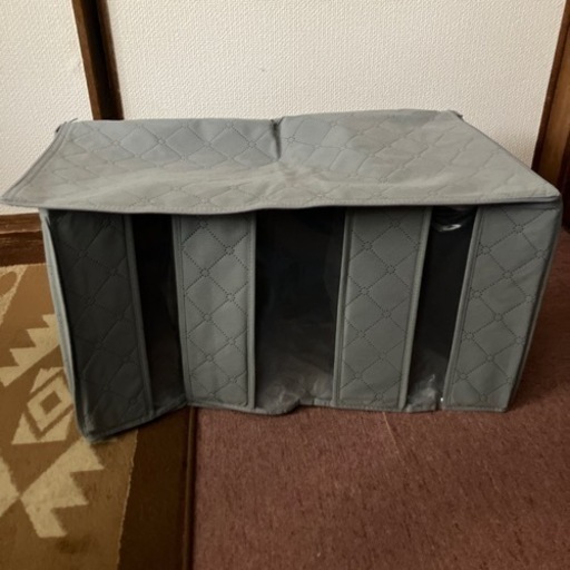 折りたたみ収納袋