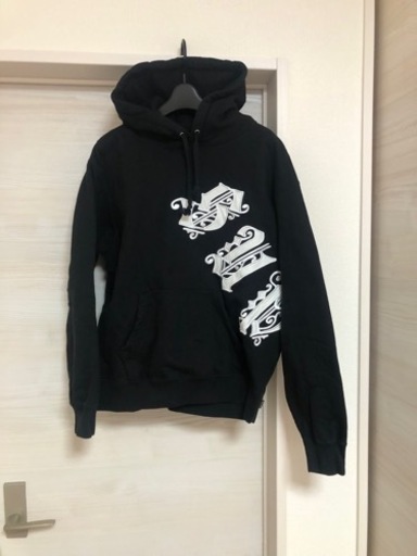 美品！シュプリーム Supreme パーカー