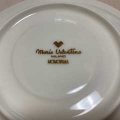 マリオ・ヴァレンティノ　カップ＆ソーサー、平皿　ペアセットの画像