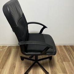 デスクチェア 取りに来れる方のみ！の画像