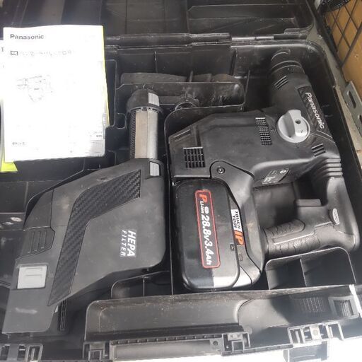 パナソニック　充電式ハンマードリル　ez7881pc2v-b