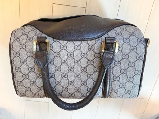 美品　グッチ　バッグ