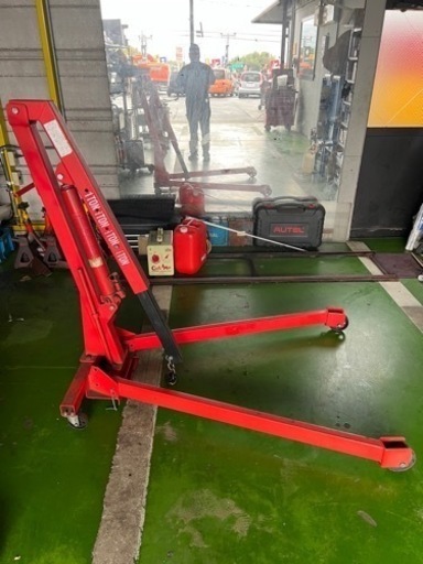 油圧式 エンジンクレーン 1t 1トン 4段階調整 折りたたみ式 キャスター付き 手動 コンパクト 簡易クレーン 吊り上げ