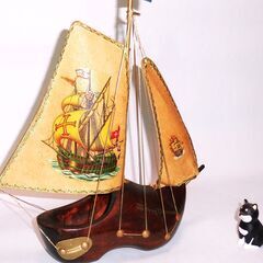 ビンテージ帆船（５）木製靴型　帆船「フライング  ダッチマン号」オランダ製　中古品の画像