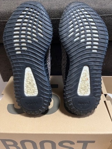 イージーブースト350 v2 ADIDAS YEEZY BOOST 350 V2 