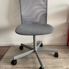 【IKEAデスクチェア】の画像