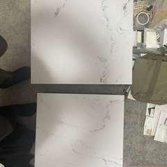 【LOWYA人気商品】大理石柄ネストテーブル：2個セットの画像