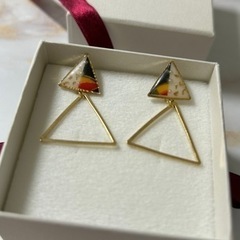 和風イヤリングの画像