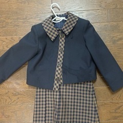 婦中もなみ保育園　制服　ブレザー　スカート