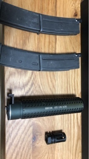 東京マルイ　MP7A1   ガスブローバック　マガジン２個＋サイレンサー付き