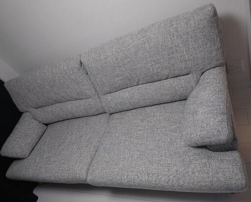 2.5人がけソファー　定価8万　IDC OTSUKA　1年前購入