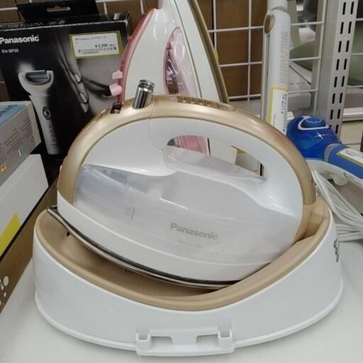 Panasonic アイロン 17年製                  TJ2330