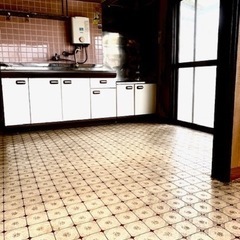 【呉市4.2万一戸建て呉駅徒歩15分15年で差し上げます！】生活保護者の方、子育て中で周囲への騒音を気にされている方、一戸建てで暮らしてみませんか？ペットOK！DIY自由！２階建て戸建て、4LDK、96.47㎡【保証会社の審査が不安な方ご相談ください】  - 賃貸（マンション/一戸建て）