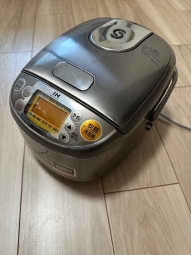【値下げ】象印の炊飯器　NP-GE05