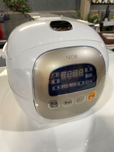 ★NEOVE ネオーブ★ 3.5合炊飯器 2017年 NRM-M35A 50/60Hz共用 一人暮らし 二人暮らし コンパクト 福島 郡山市★直接渡しOK★