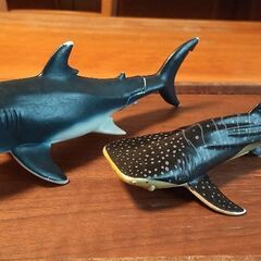 ☆サメフィギュアセット☆メガロドン  ジンベイザメ