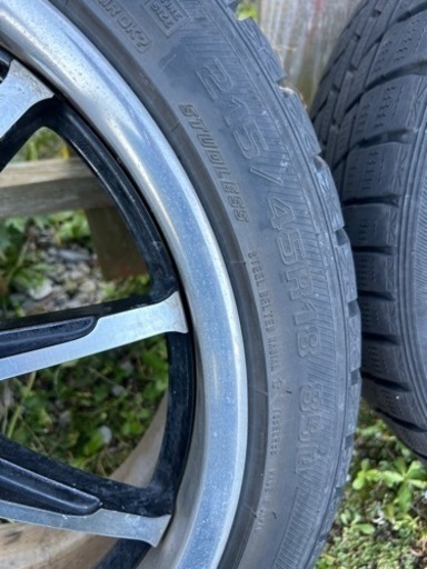 車のパーツ タイヤ、ホイール