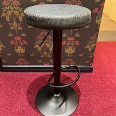 ほぼ新品スツール
