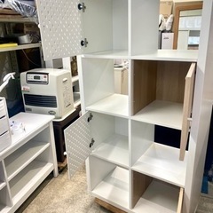 IKEA KALLAX カラックス シェルフユニット ホワイト 扉付 収納棚 ラックの画像