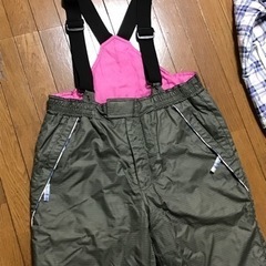 スキーウェア　上下セット　150  ピュアコンシャスの画像