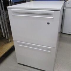 【引き取り限定】インワゴン　2段　鍵付き　PLUS　プラス