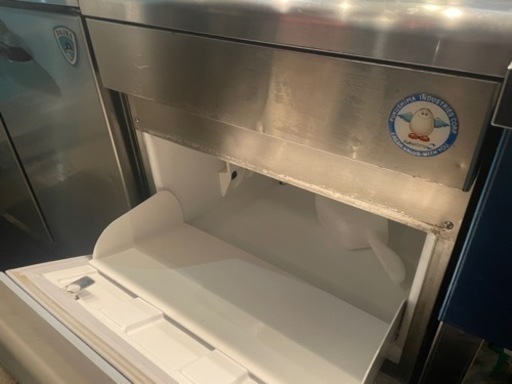 製氷機です。