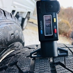 冬タイヤ 195/65R15 ランクル用アルミ付き深溝スタッドレス 4本組の画像