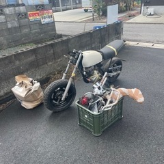エイプ50 バラバラ状態
