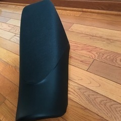 ヤマハ.トリッカー　バイク新品未使用シート他部品の画像