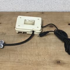 任天堂 純正 ファミコン用 RFスイッチ HVC-003 の画像