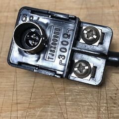 任天堂 純正 ファミコン用 RFスイッチ HVC-003 の画像