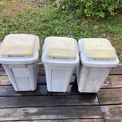 ゴミ箱45Ｌ3個セットで500円の画像