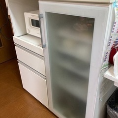キッチンの収納棚