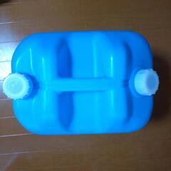 🩵灯油缶20L用 水色の画像