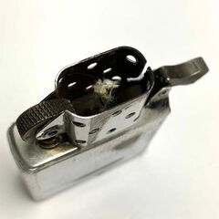 【中古品】ジッポー Zippo マルボロ Marlboro 木製 喫煙グッズ ライター 刻印E 03 MADE IN U.S.A. 2003年5月製造 現状お渡しの画像